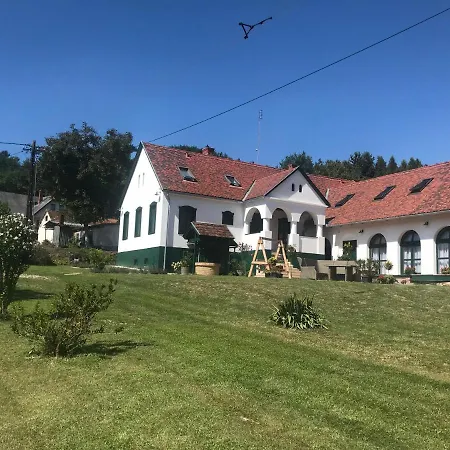 Feny-szer Vendeghaz Orseg Gæstehus Szentgotthárd