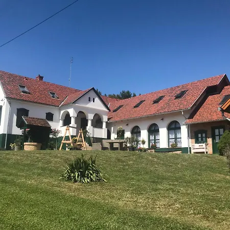 Feny-szer Vendeghaz Orseg * Szentgotthárd