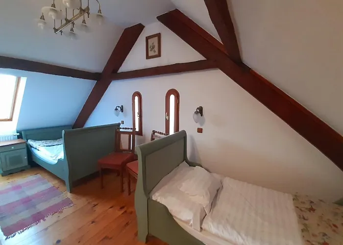 Feny-szer Vendeghaz Orseg Konukevi 3*